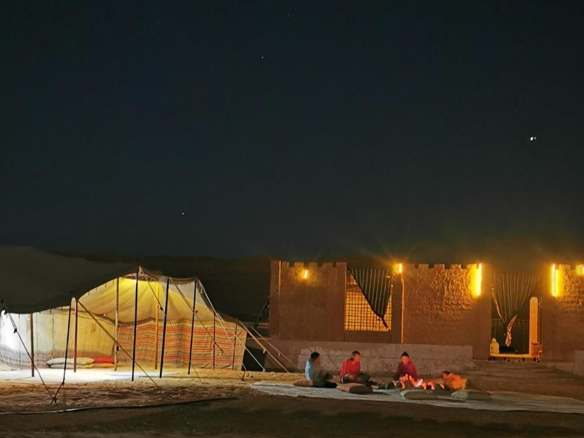 Desert Wonders Camp Ḩawīyah 외부 사진