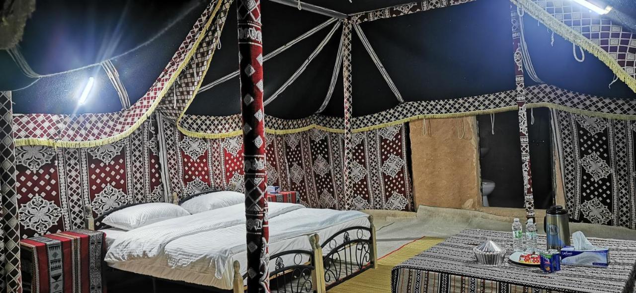 Desert Wonders Camp Ḩawīyah 외부 사진