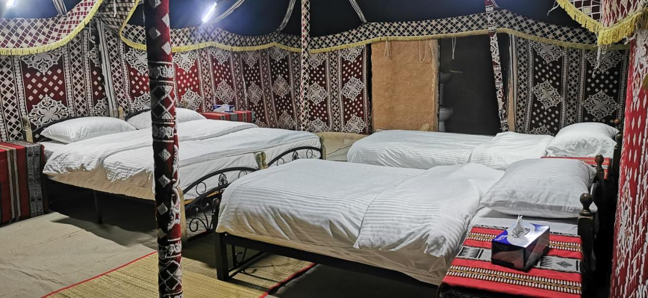 Desert Wonders Camp Ḩawīyah 외부 사진