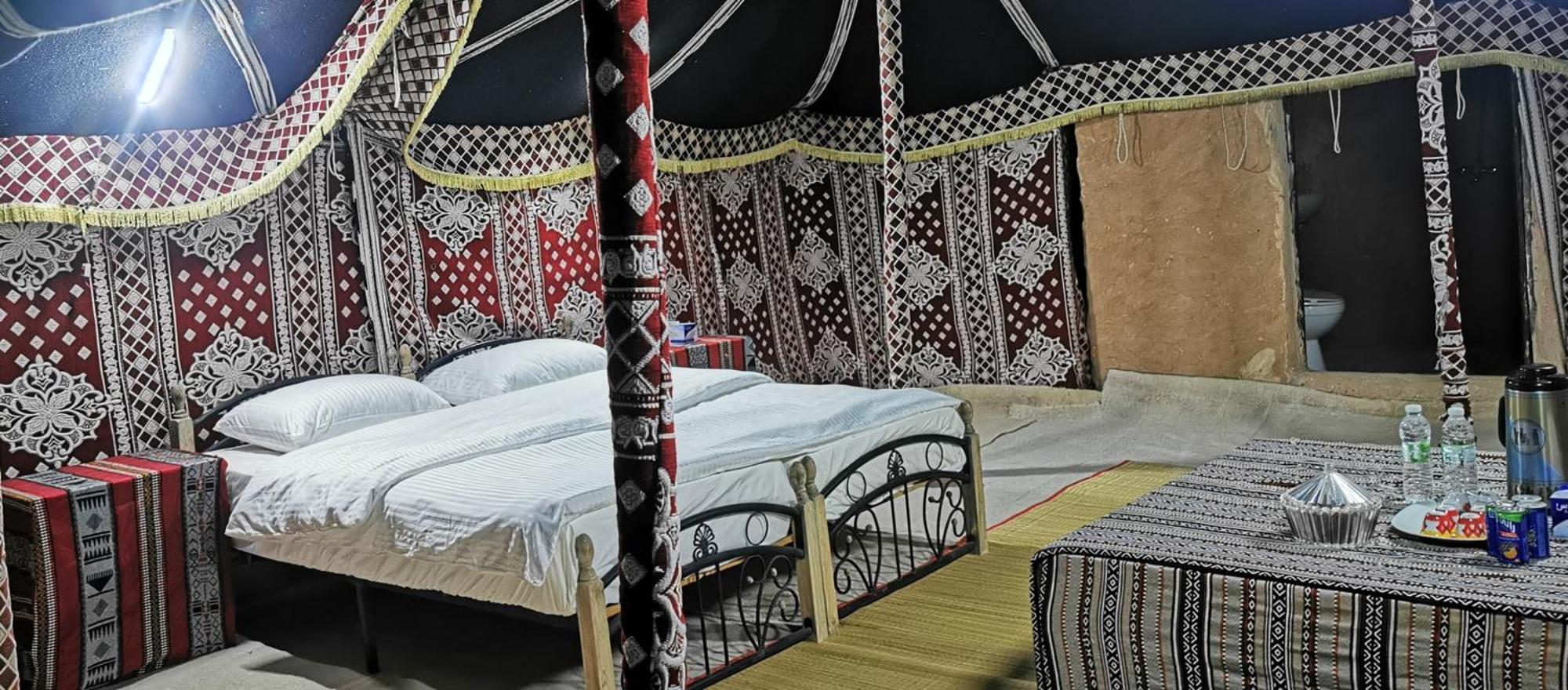Desert Wonders Camp Ḩawīyah 객실 사진