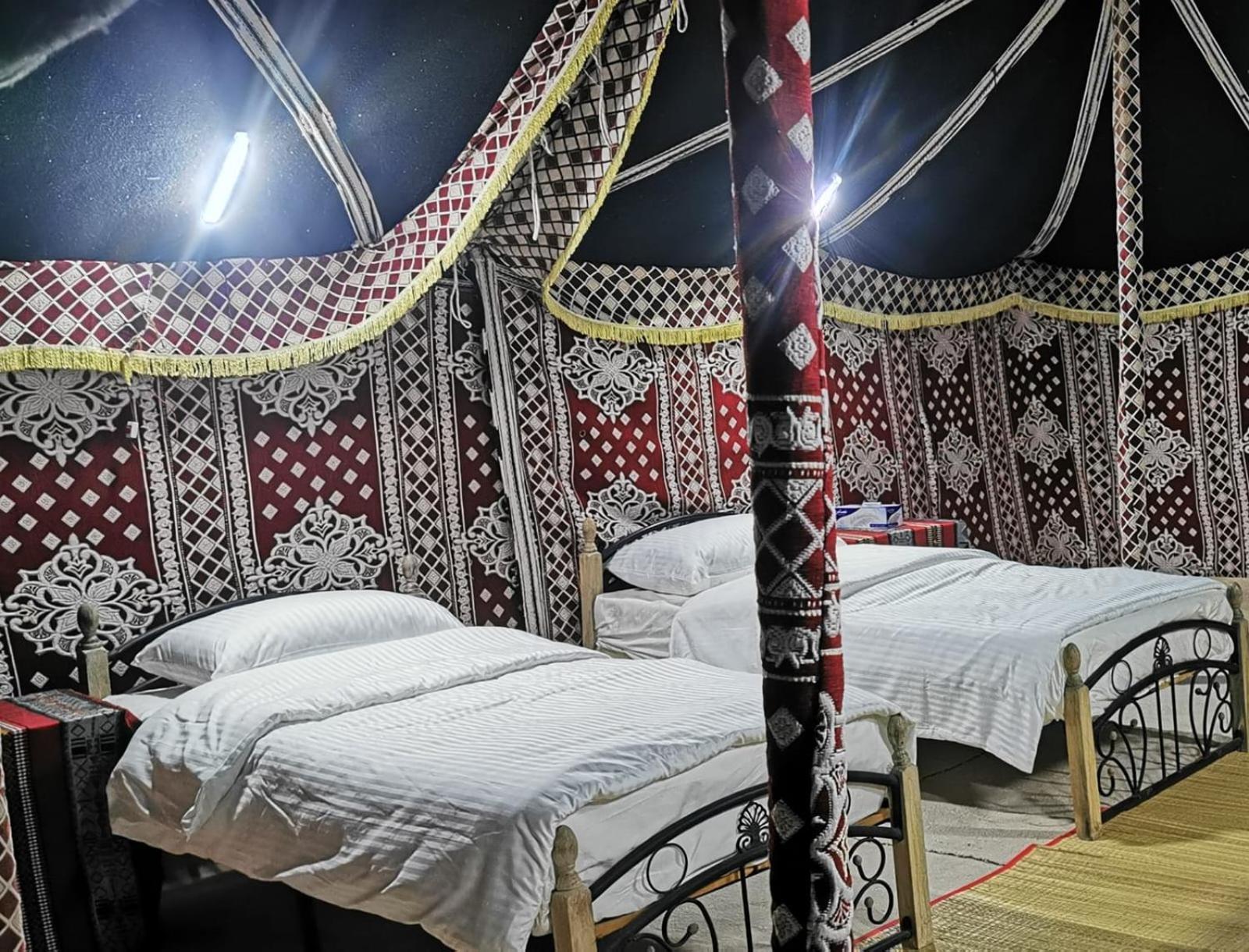 Desert Wonders Camp Ḩawīyah 외부 사진