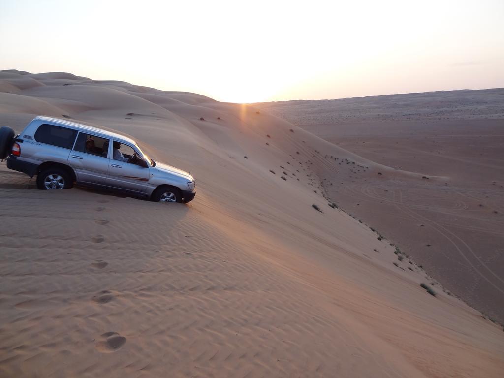 Desert Wonders Camp Ḩawīyah 외부 사진
